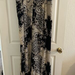 Fashion Nova Black and Cream Belted Skirt